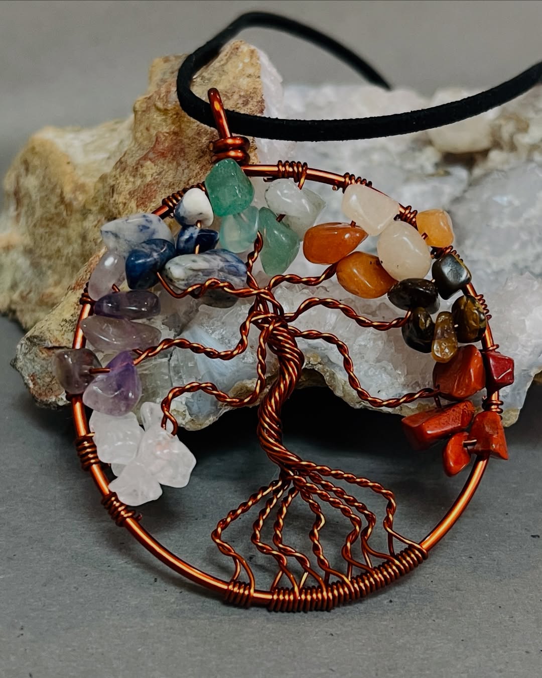 گردنبند درخت زندگی هفت چاکرا