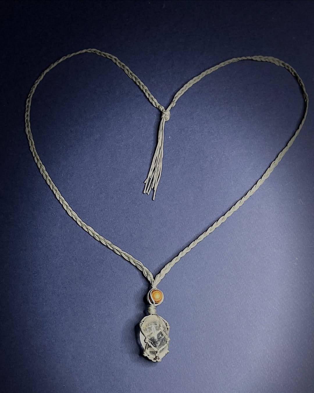 گردنبند سنتی سنگ طبیعی کوارتز